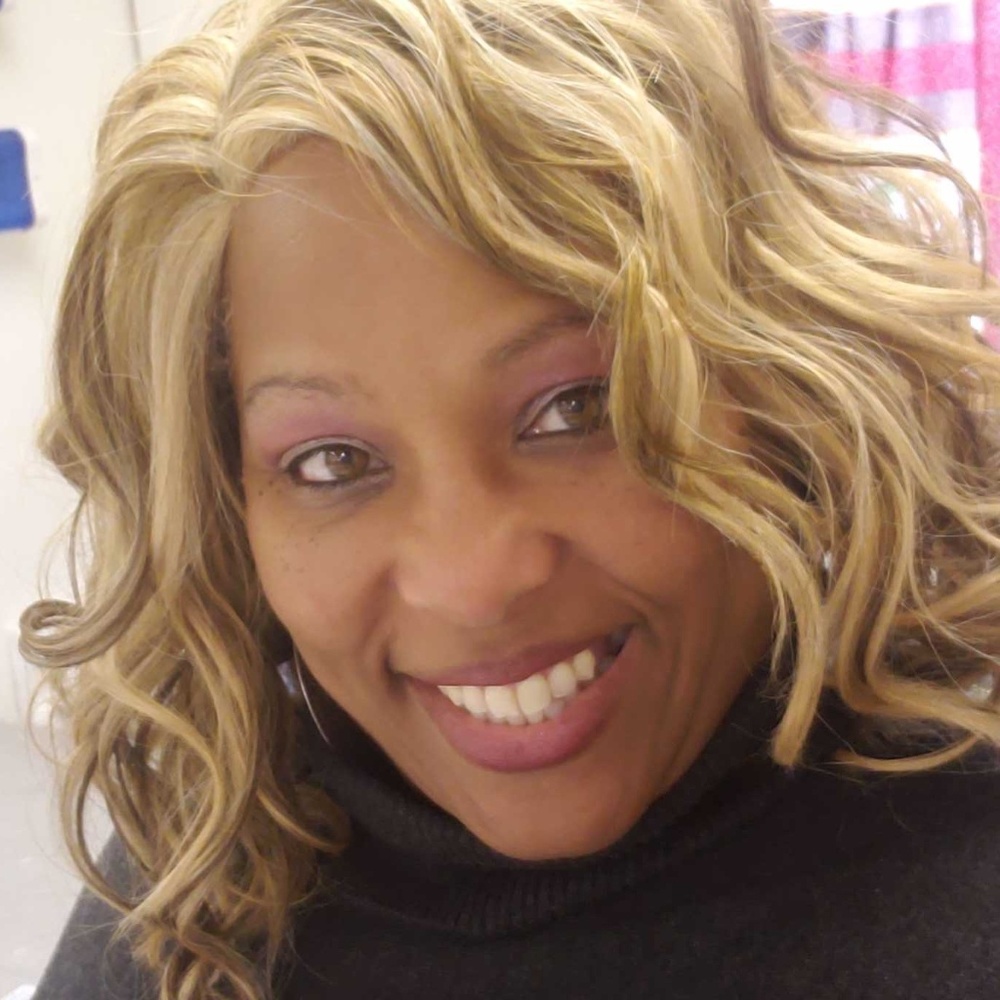 Meet your Posher, Nina